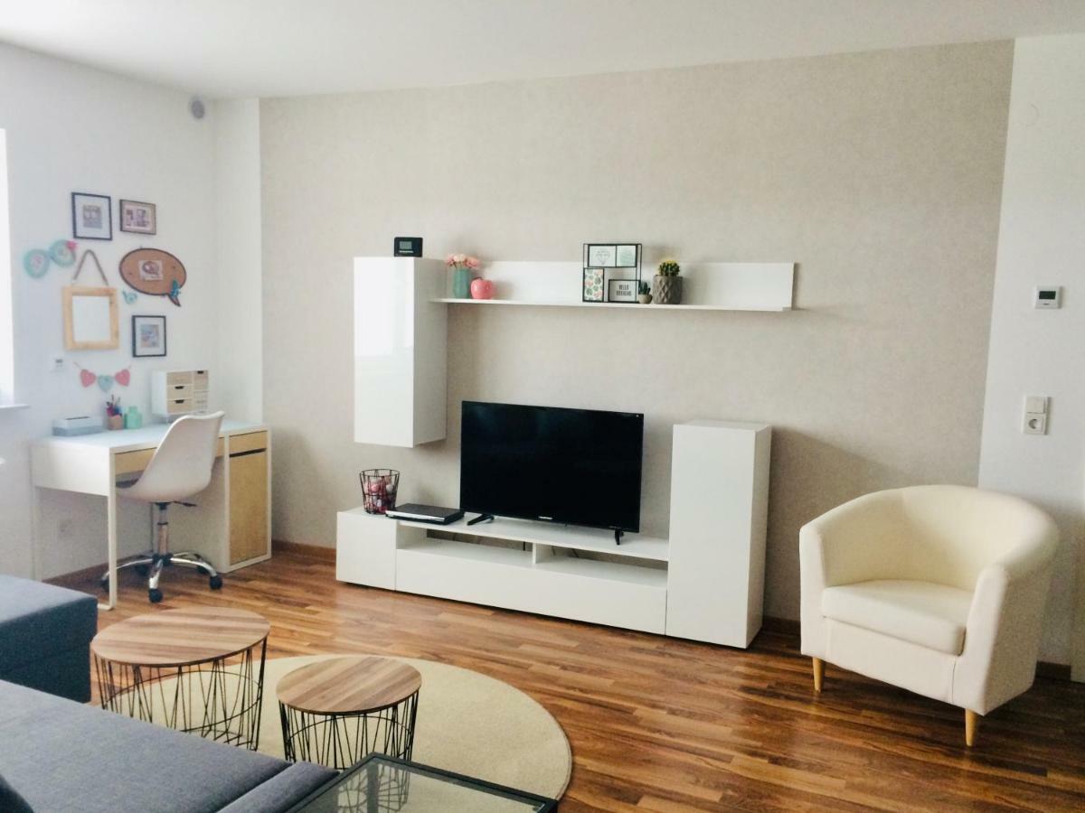 Neu! Top Apartment! 7Km Saarbruecken! Terrasse, Garten! Sulzbach  Exterior photo